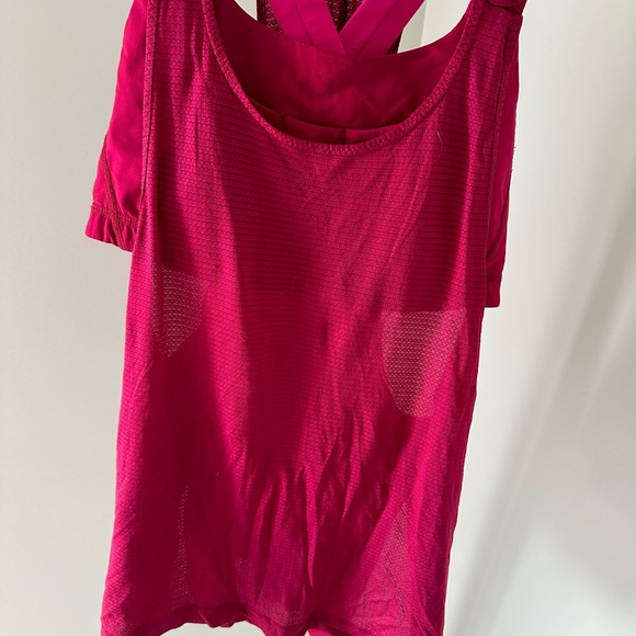 Lululemon Vibrant Pink Mesh Tank Top - Picture 3 of 8